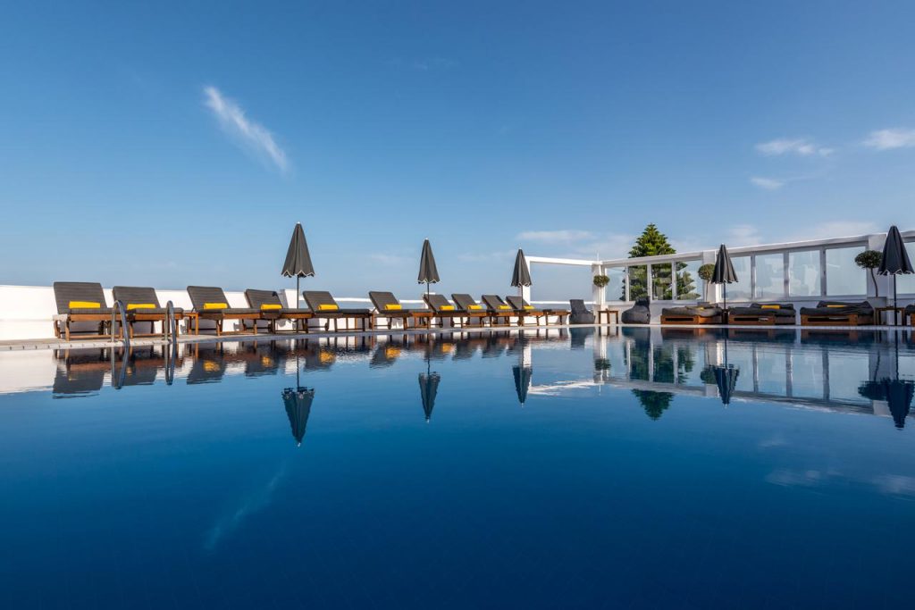 The private pool in Hotel Rochari