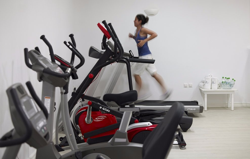 Hoteles en Mykonos con gimnasio - El gimnasio en el hotel Rocabella 