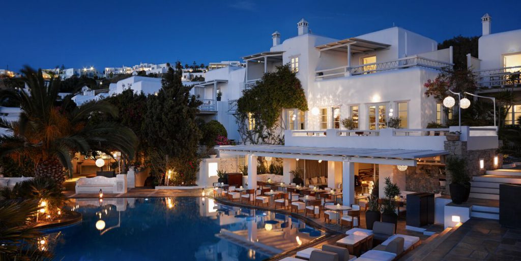 Mykonos Hotels mit Fitnessstudio - Belvedere Hotel bei Nacht
