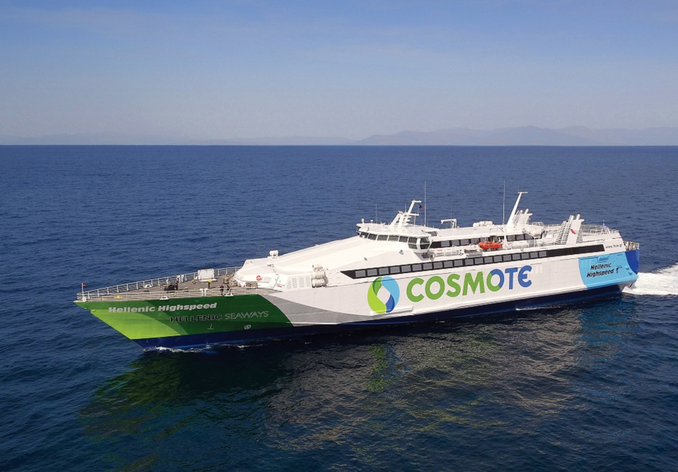 Mykonos to Santorini ferries: The HighSpeed 7 fast ferry from Hellenic Seaways