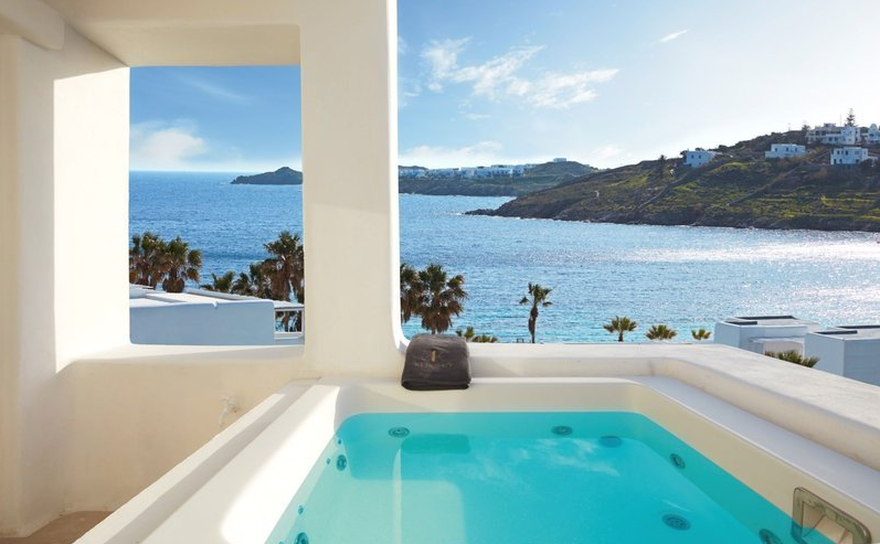 Mykonos Hotels with Private Jacuzzi - Kensho Boutique Hotel. Junior suite with outdoor hot tub
