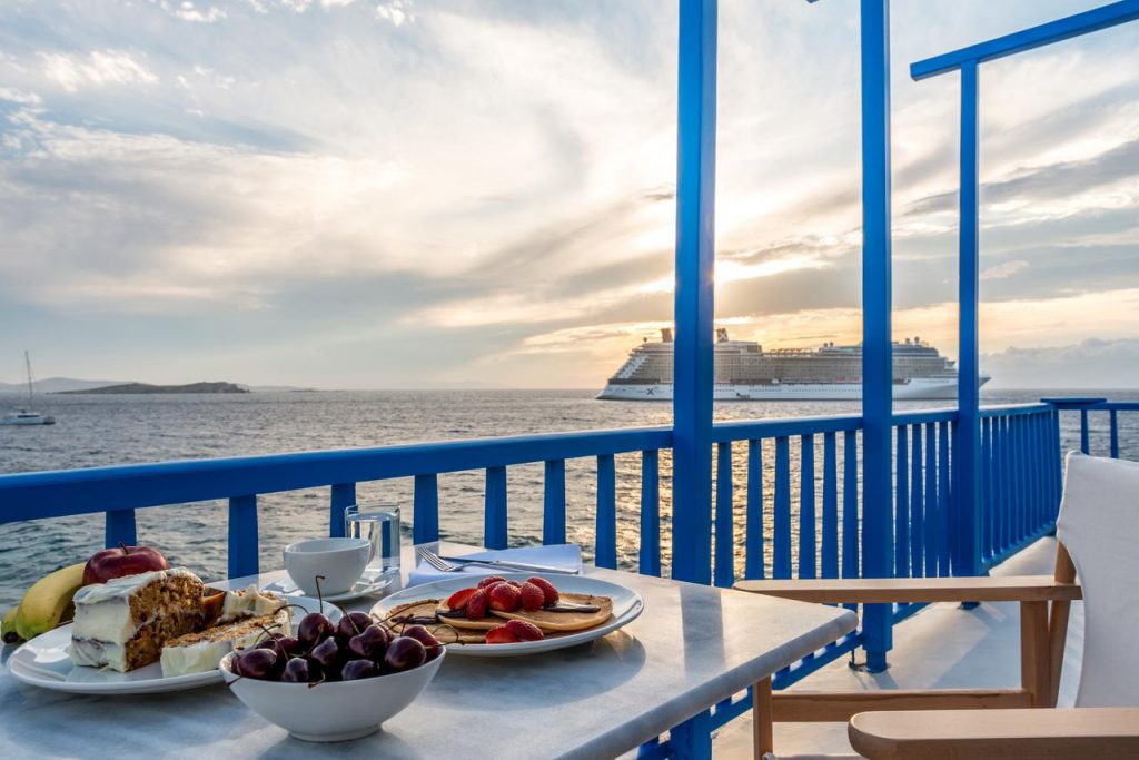 Best Mykonos hotels near Little Venice - Bluetopia Suites