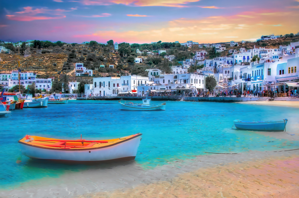 Where to stay in Mykonos beach or town? Here is the Mykonos town (Mykonos chora)
